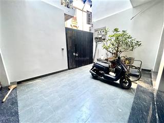 Bán biệt thư mi ni hiện đại , 6 tầng thang máy.cách mặt phố hơn 10 m.