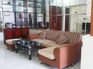 Gia đình cần bán căn hộ cao cấp âu cơ tower 65m², 2pn, 2wc giá 2.65 tỷ (chủ ký gửi)