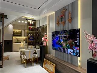 Nhà bán hxh gò dầu tân phú  4 x 10  hẻm 8m  tặng full nt châu âu  gần eaon mall .