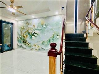 Nhà mới, đẹp 3 tầng  hẻm ôtô  6 phòng ngủ  64m2  phạm hùng phường 4  quận 8