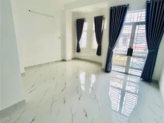 Nhà đẹp ngay kdc bình hưng đường số 5 ô tô ngủ trong nhà, nhà mới kiến trúc hiện đại