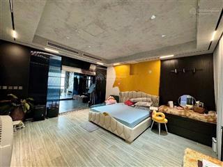 Penthouse mulberry land 356m2  sân vườn rộng đẹp nhất hà đông