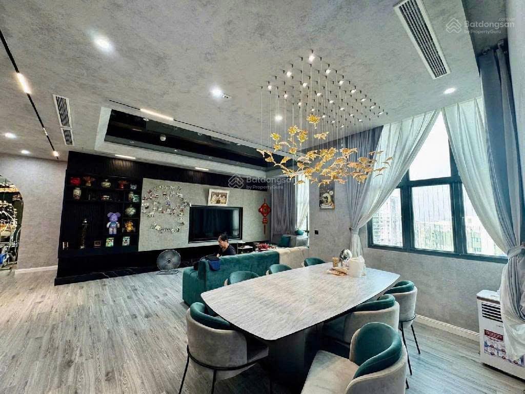 Penthouse mulberry lane 356m2  sân vườn rộng đẹp nhất hà đông