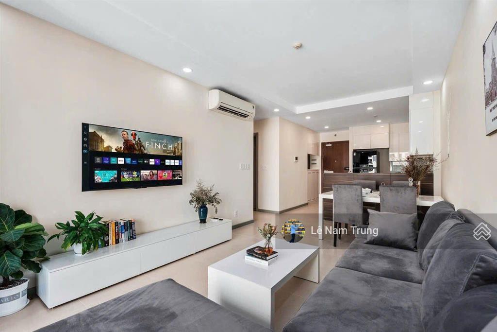 Bán gấp căn hộ the goldview quận 4 68m2 2pn 2wc 2,1 tỷ full nội thất