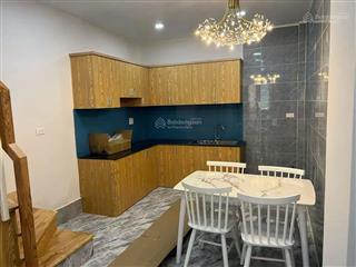 Nhà đẹp  ngộp bán gấp trong tuần. bán nhà nguyễn kim 2 tầng, 2 pn, 3 wc giá 6.3 tỷ