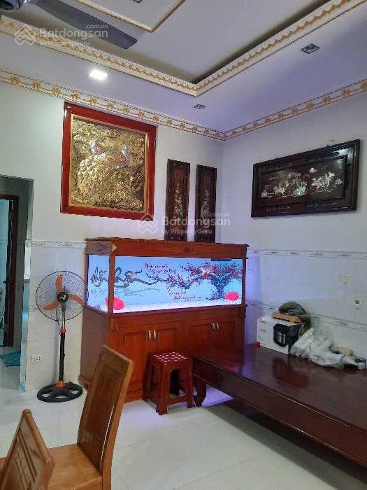 Biệt thự sân vườn 190m²  full nội thất gỗ đỏ  hạ chào giảm 300tr, giá mới chỉ 8 tỷ  hóc môn