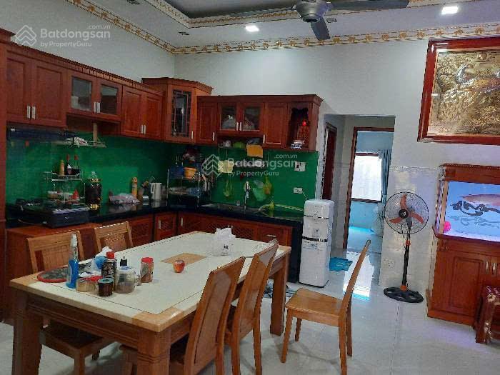 Biệt thự sân vườn 190m²  full nội thất gỗ đỏ  hạ chào giảm 300tr, giá mới chỉ 8 tỷ  hóc môn