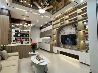 Siêu phẩm đê la thành nhà đẹp full nội thất trước nhà oto tránh 