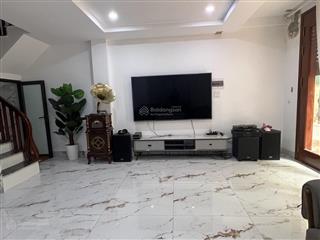 Siêu hiếm cầu giấy 3 thoáng vĩnh viễn  dân xây kiên cố  oto kinh doanh