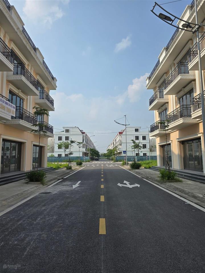 Cần tiền bán gấp nhà tại vietsing square vsip  từ sơn  bắc ninh