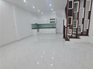 Bán nhà gần 50m2 cực đẹp ngõ 38 xuân la, giá chỉ hơn 9 tỷ