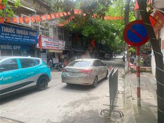 Bán nhà tt thành công tầng 1 , 50m2 , mặt phố , kinh doanh đỉnh , oto tránh , cạnh trường cấp 12