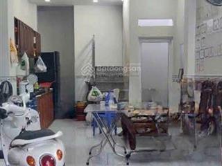 Nhà sát mặt tiền dht05  2 lầu  3,7x9m  chỉ 3,25 tỷ
hiện trạng nhà mới đẹp lung linh