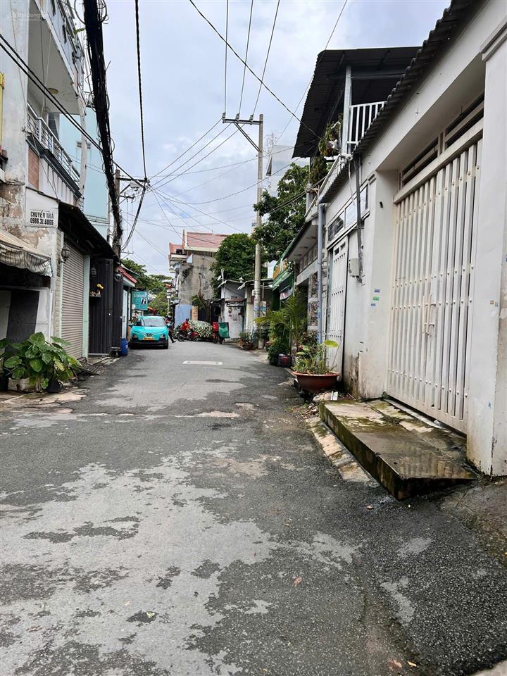 Nhà nguyễn ảnh thủ hiệp thành 4x18m  cấp 4 sạch đẹp ở ngay  hxh giá 4,3 ty