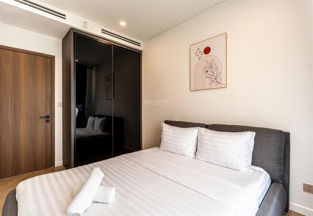 Bán nhanh căn hộ 2pn, 11 tỷ diện tích chuẩn 72.8m² nội thất cơ bản