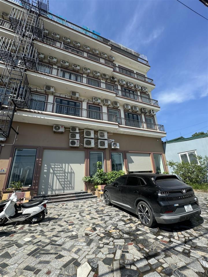 Cho thuê tòa nhà 5 tầng đã ngăn sẵn phòng, đầy đủ trang thiết bị phù hợp trung tâm xkld tại hà đông