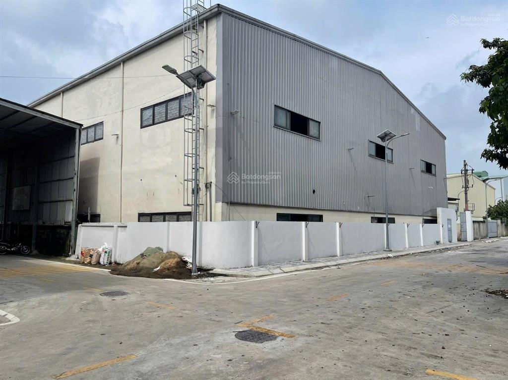 Cho thuê 1300m2 kho xưởng pccc tại cụm cn đan phượng  hà nội