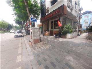Bán đất lô góc đầu ngõ 535 lạc long quân dt 374m2, mặt tiền tổng 34m giá 95 tỷ, ô tô vào, sổ đỏ đẹp