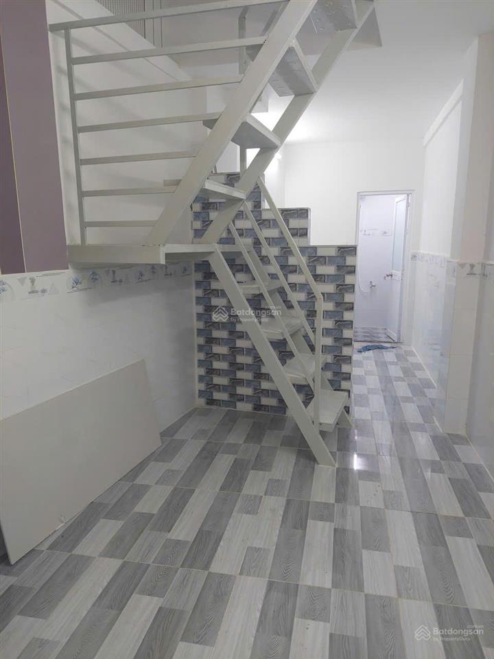 Cần bán gấp nhà hxh lò siêu  phường 16  quận 11  giá 2,8 tỷ