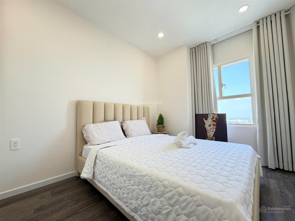 Bán căn hộ chung cư 2pn, 2wc, 74m2 tại sunrise city, nguyễn hữu thọ, tân hưng, quận 7, tp.hcm