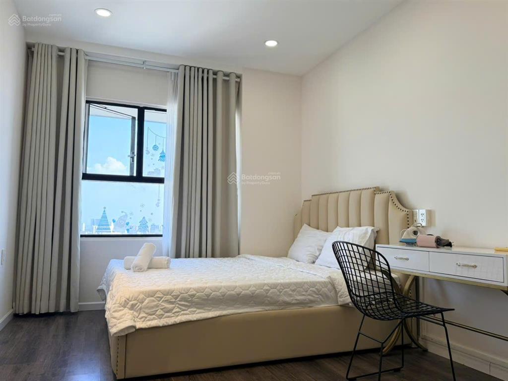 Bán căn hộ chung cư 2pn, 2wc, 74m2 tại sunrise city, nguyễn hữu thọ, tân hưng, quận 7, tp.hcm
