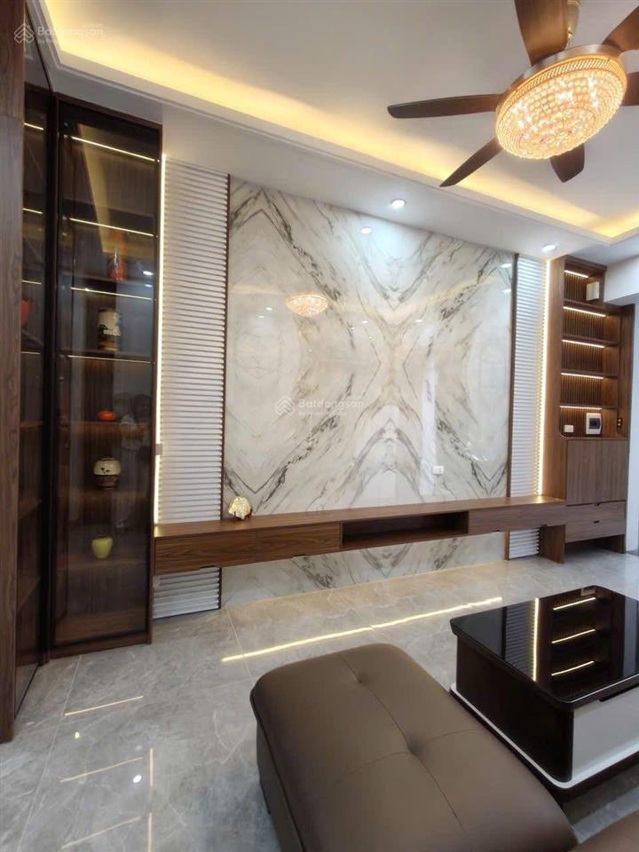 Nhà đẹp mới tinh, ở cực sướng hồ tùng mậu, diện tích 38m, giá chỉ 7,4tr, nội thất xịn, dân trí cao