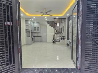 Bán nhà đẹp hà trì dt 36m2x5t, 50m ra đường ô tô vị trí hiếm chỉ hơn 6 tỷ