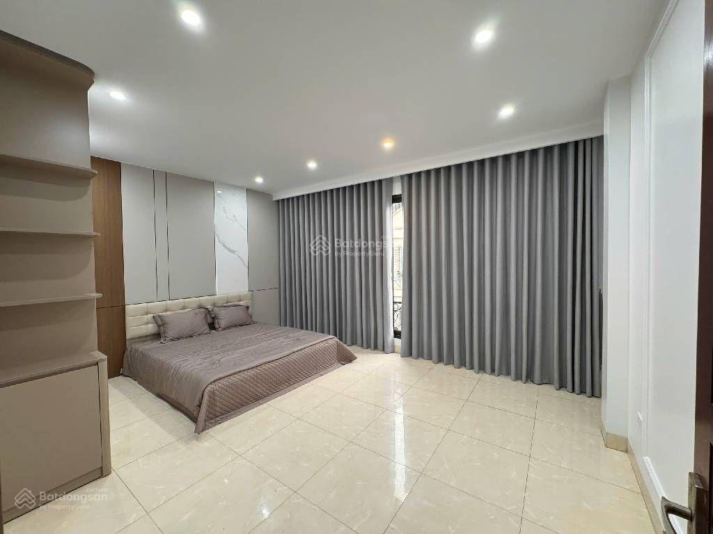 Nhà đẹp phân lô ô tô đường tiếp giáp kđt văn phú 50m, 5 tầng 16,8ty