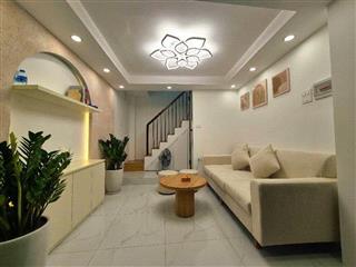 ĐỘI CẤN 16M 5 TẦNG 3 NGỦ GIÁ 4 TỶ 600 NGÕ THÔNG,RỘNG,KINH DOANH