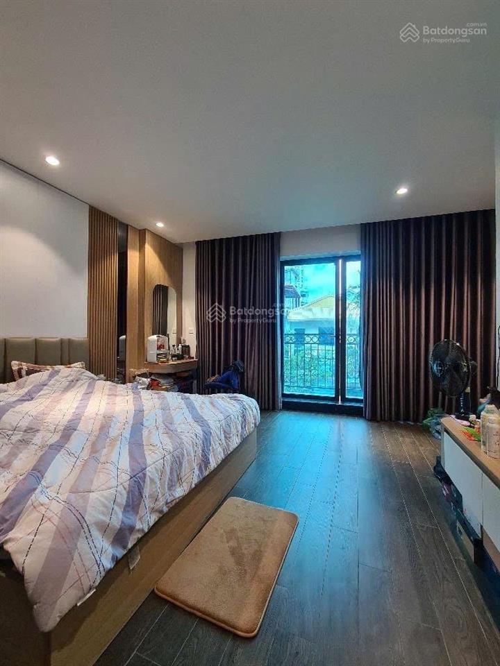 La thành 42m15,5 tỷô tô qua nhà,ngõ thông,kinh doanh,thang máy,20m ra phố