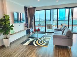 Bán nhà tây hồ tòa chdvcc xây mới lô góc ôtô tránh vào nhà, cách phố 1nhà, 80m2*8t, mt 5m, hs 130tr
