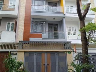 Nhà đường số nguyễn thị thập  tân quy quận 7  4,5x18  8,3 tỷ xát chợ