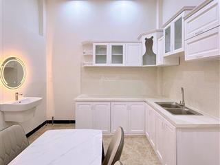 Bán nhà mới mặt tiền đường ql1a, full thổ hoàn công, thương lượng thiện chí