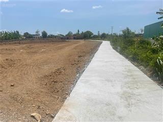 Chính chủ bán đất 450tr/180m2 ( full thổ.) đường trước đất 12m.cách ubnd tân trung 300m.gần chợ.