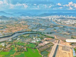Nhà phố thương mại 5 tầng tiện ở và kinh doanh,view sông mát mẻ, sở hữu lâu dài trung tâm nha trang