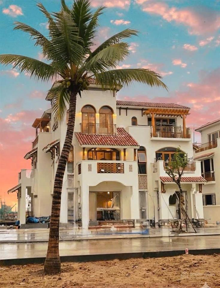 Nhà phố/biệt thự biển sở hữu lâu dài tại khu đô thị biển sun group số lượng khan hiếm, mặt tiền 3/2