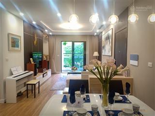 Chính chủ tôi bán căn hộ mặt đường trần thái tông. full nội thất sửa đẹp.  0853 641 ***