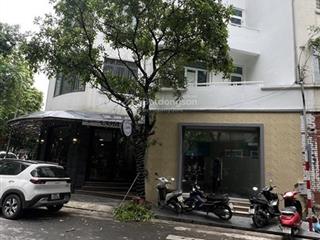 Kinh doanh sầm uất  phân lô  ô tô tránh  vỉa hè  view hồ  ô thang máy