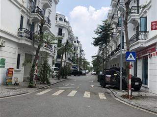 Chủ đi úc sống bán lk luxury kiến hưng  68m2  có thang máy