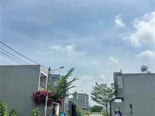 Chính chủ bán lô đất kdc cầu tràm, ngang 5,2m, cách kcn cầu tràm 1km, sổ hồng riêng, giá 1,75tỷ