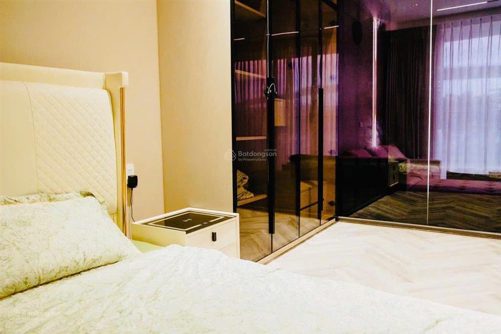 Căn hộ 1 ngủ dt 50 m2 trung tâm hòn gai