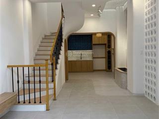 Nhà đẹp đón tết  1 trệt 2 lầu 4pn hẻm 6m oto tới nhà gần aeon  nhỉnh 7 tỷ