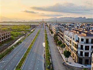 Quỹ hàng vị trí đẹp giá siêu tốt. flc tropical ha long. trục 31m giá tốt nhất thị trường