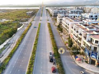 Bán lô đất shophouse oii.12 trục 56m giá 22tr/m2, ngay gần gàn đường bao biển