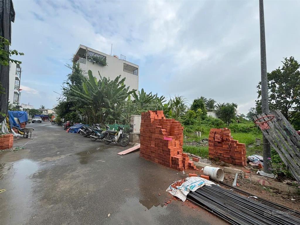 Bán đất nền đô thị tân kiên, bình chánh. đường bầu gốc. 6x14m. giá 3tỷ550. xe tải vào thoải mái