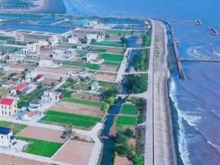 Sốc đất giáp biển gần các khu nghỉ dưỡng chỉ hơn 1 tỷ