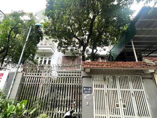 Bán biệt thự khuất duy tiến giá rẻ như cho vị trí đắc địa kinh doanh siêu đỉnh, chỉ 270 tr/m2