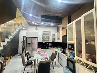 Duy nhất nhà 3 tầng, 3 mê đúc kiên cố giá chỉ ngang nhà kiệt khu bến xe