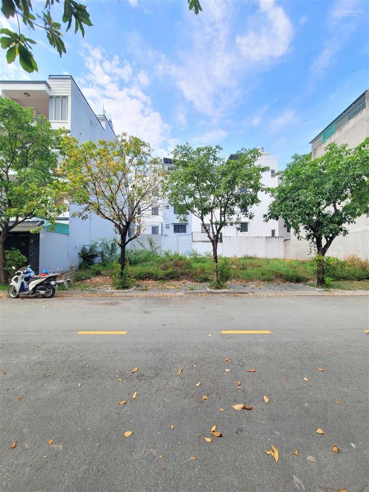 Chủ ngộp cần thanh lý gấp lô đất 122m2 chỉ 875tr mt nguyễn thị minh khai, ngã 7 hậu giang sổ riêng.
