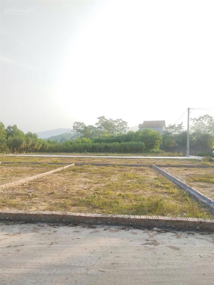 Em có lô đất 100m2 full thổ nằm ngay trung tâm hành chính xã trung giã, giáp cụm cn quy hoạch 75ha